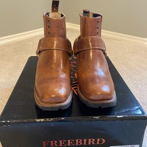 Freebird Whiskey Cognac size 10